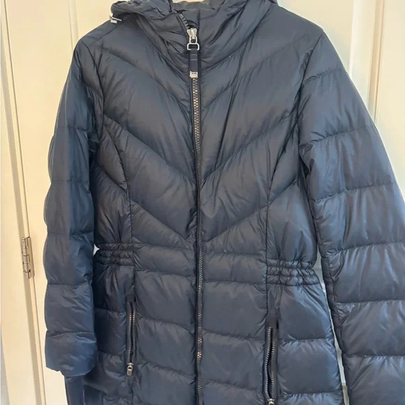 Athleta Banner Peak Down Jacket - Picture 4 of 9